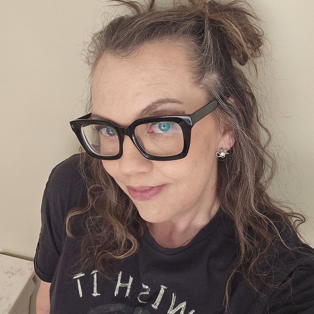 Meet your Posher, Rebecca